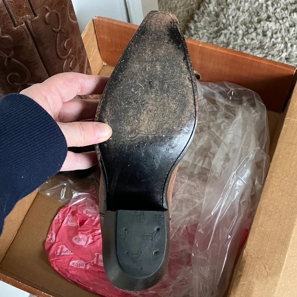 Women’s Justin 13 “ western boots . Brown Sophia style L4341 size 7 B - Picture 4 of 7